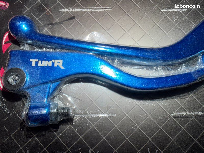 Poignée d embrayage et de frein bleu (image 2)