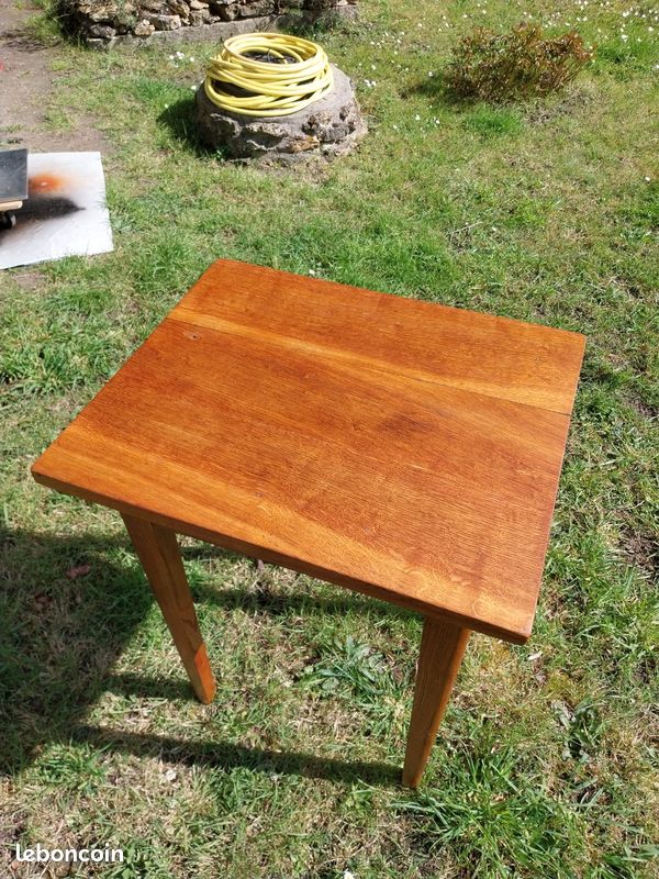 Petite Table D'appoint Ancienne En Chêne Massif - Large Tiroir - Poignée Cuivre