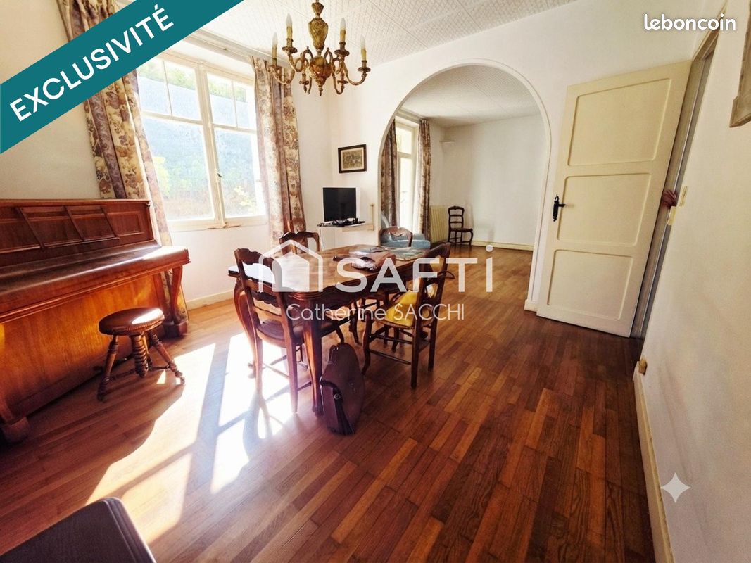 Appartement 4 pièces 102 m² · à Saint-Raphaël · 102 m² · 450 000 €