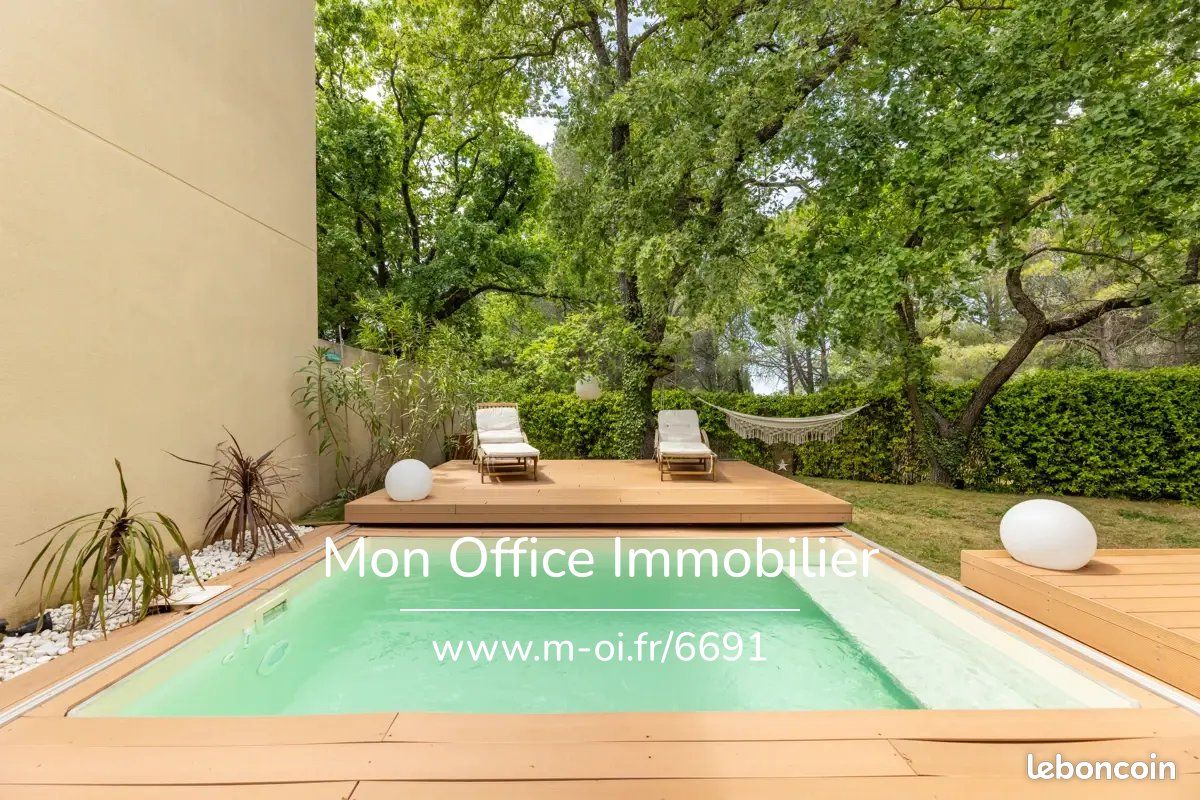 Maison 5 pièces 102 m² · à Saint-Cannat · 102 m² · 525 000 €