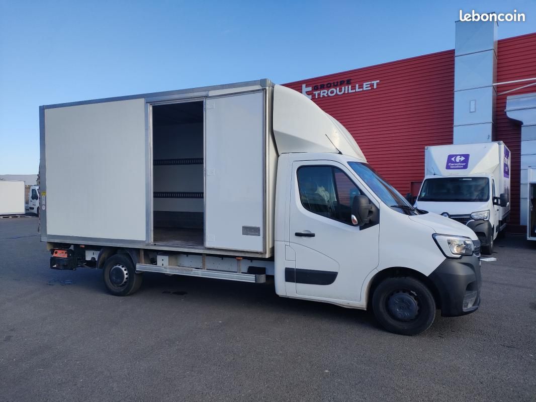 Renault Master CHASSIS CABINE 20M3 145 CV FOURGON HAYON 3.5T (image 2)