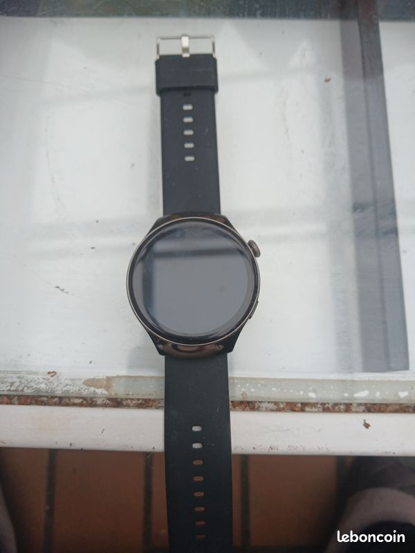 Montre connectée (image 1)