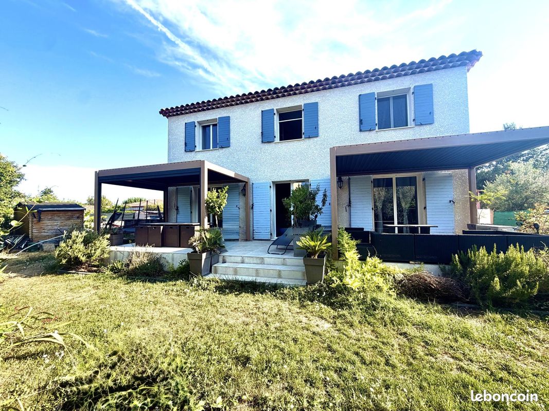 Maison 5 pièces 120 m² · à La Roque-d'Anthéron · 120 m² · 500 000 €