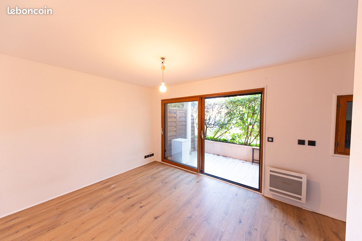 Appartement 1 pièce 24 m² · à Mandelieu-la-Napoule · 24 m² · 139 000 €