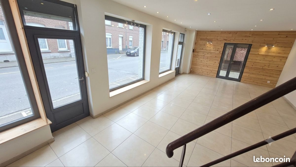 Maison 10 pièces 242 m² · à Courrières · 242 m² · 389 000 €