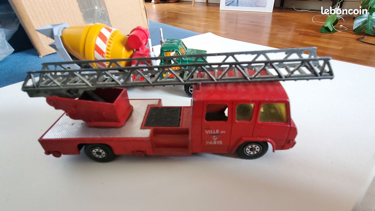 Lot de 2 camions miniatures majorette/solido (image 3)