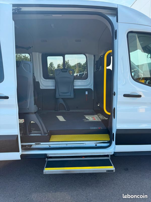 FORD TRANSIT L3H2 TPMR – Boîte Automatique – Jusqu'à 4 fauteuils roulants – Disponible immédiatement (image 6)