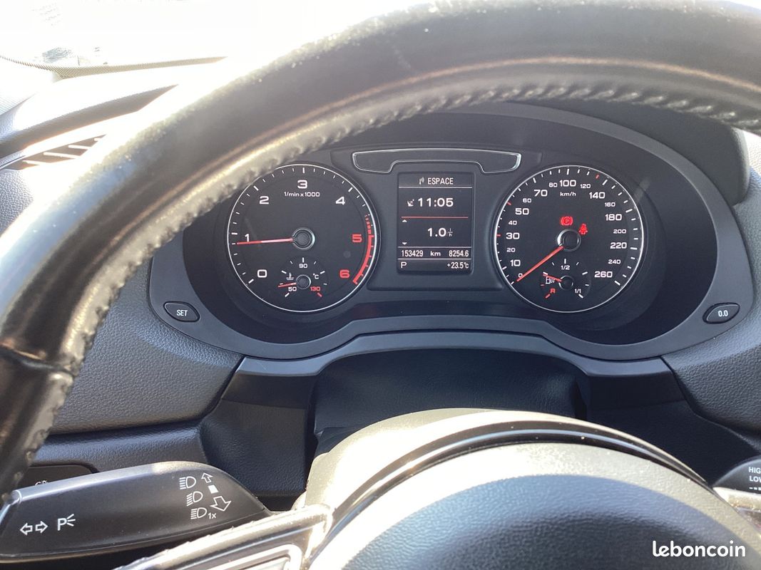Audi Q3 S Line S-tronic (image 28)