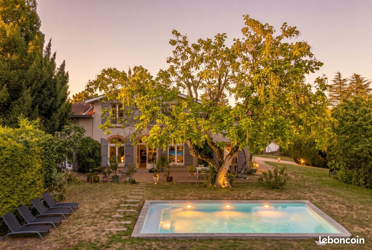 Maison 8 pièces 320 m² · à Collonges-au-Mont-d'Or · 320 m² · 1 490 000 €
