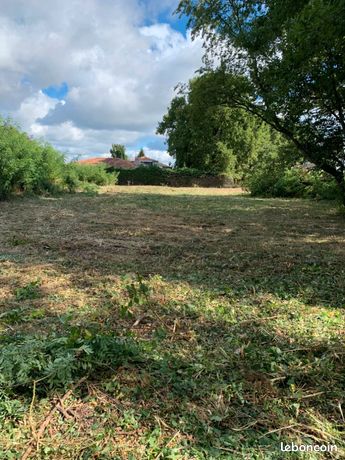 Terrain 3 000 m² Le Haillan 33185