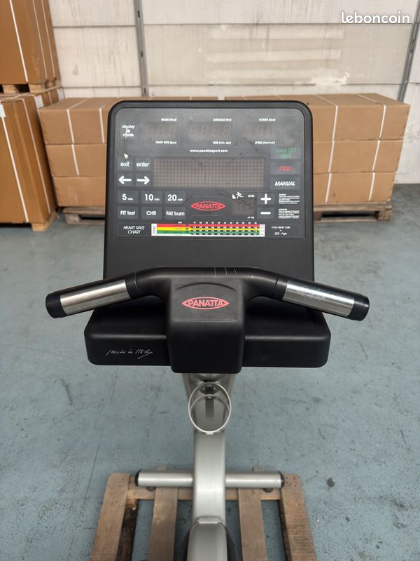 Bike 1FX001A Panatta Fenix occasion cardio training cycle vélo droit upright professionnel indoor intérieur (image 5)