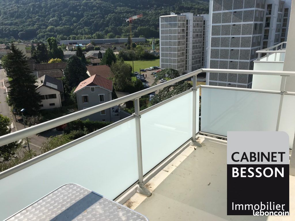 Appartement 1 pièce 25 m² · à Saint-Martin-d'Hères · 25 m² · 536 €