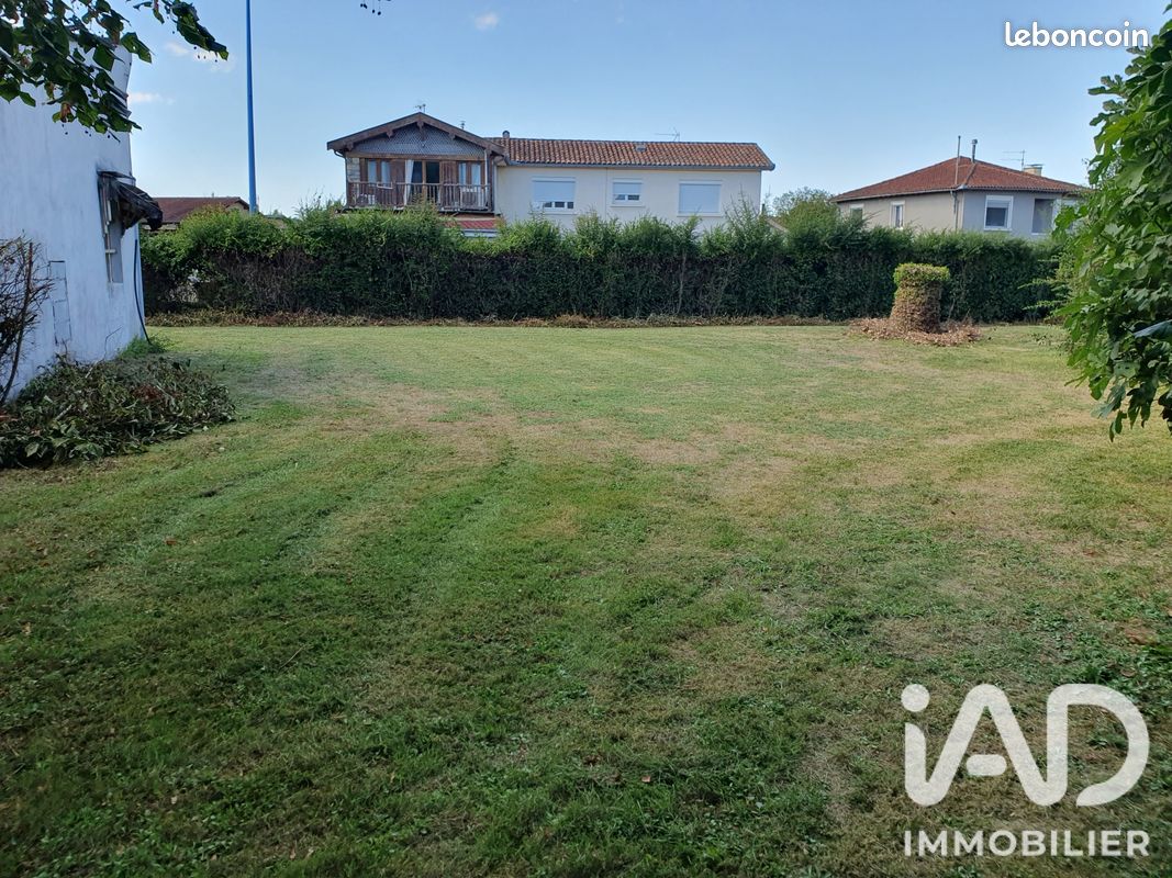 Terrain 664 m² · à Saint-Gaudens · 664 m² · 76 000 €