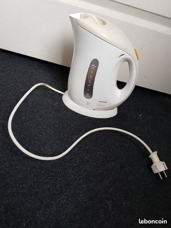 Bouilloire marque Tefal (image 2)