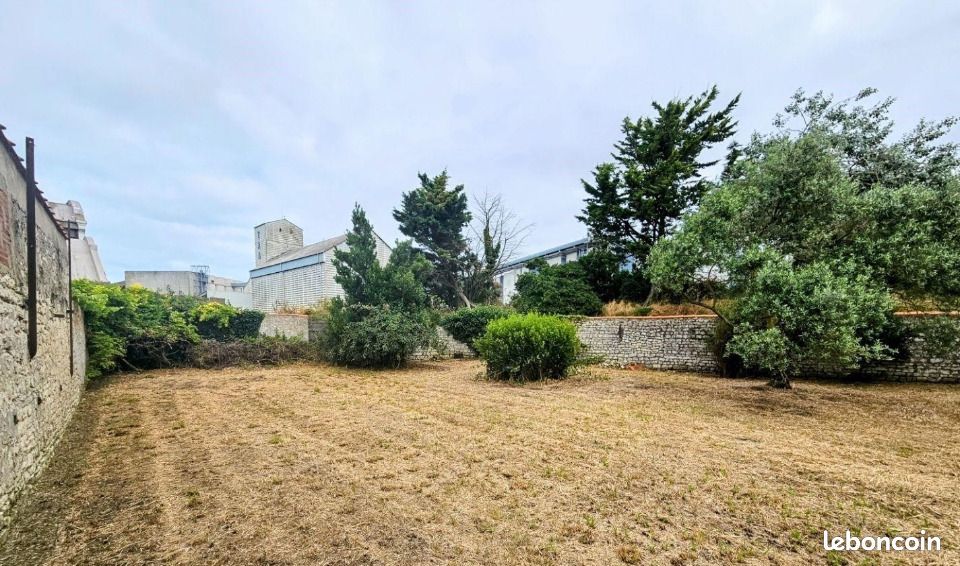 Terrain 1 000 m² Montigny Sur Loing · à Montigny-sur-Loing · 129 000 €