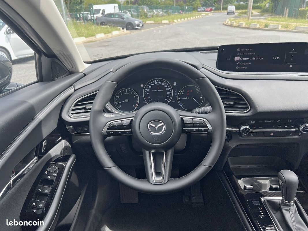 MAZDA CX-30 2.0L e-SKYACTIV X M Hybrid 186 ch 4x2 BVA6 Centre-Line (image 11)