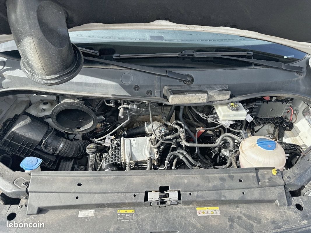 Volkswagen Crafter L3H3 (image 11)