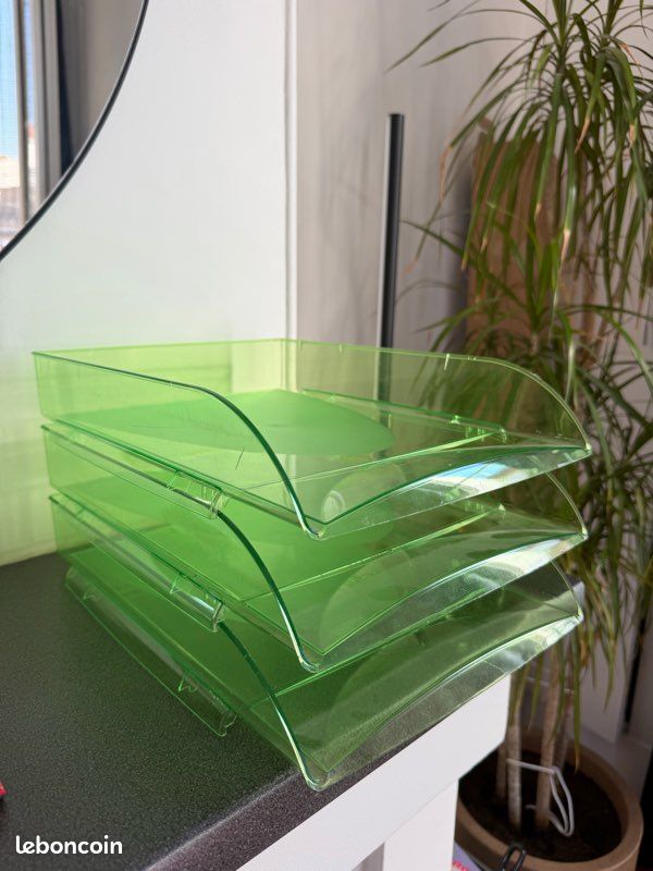 Corbeille à courrier de bureau (image 1)