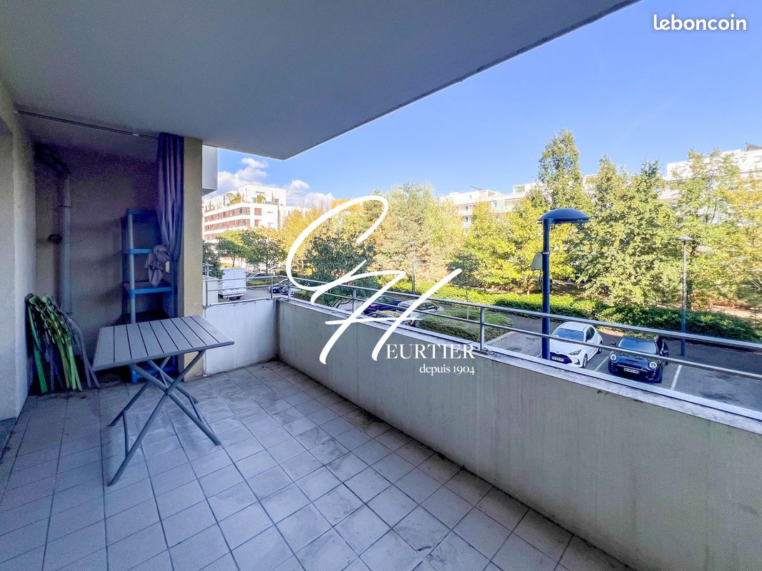 Appartement 3 pièces 70 m² · à Grenoble · 70 m² · 135 000 €