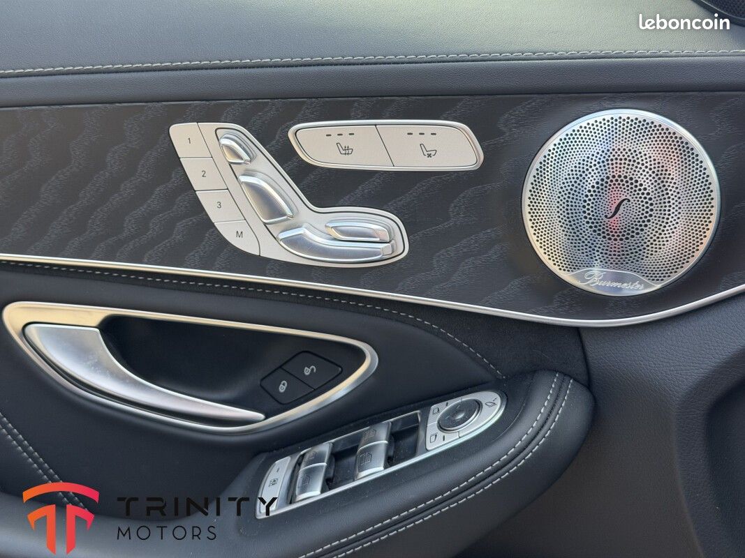 Mercedes Classe C C63 S AMG 510CH + PACK CARBONE + RÉVISION DES 50000KM EFFECTUÉE + SUIVI COMPLET... (image 19)