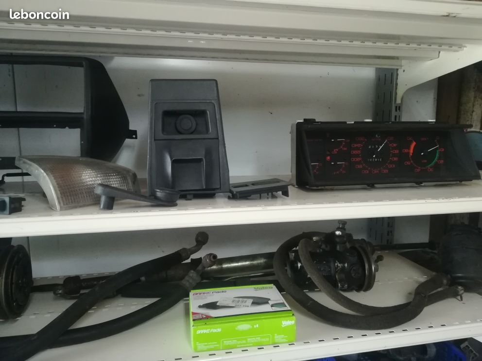 Pieces alfa 75 V6 (image 2)
