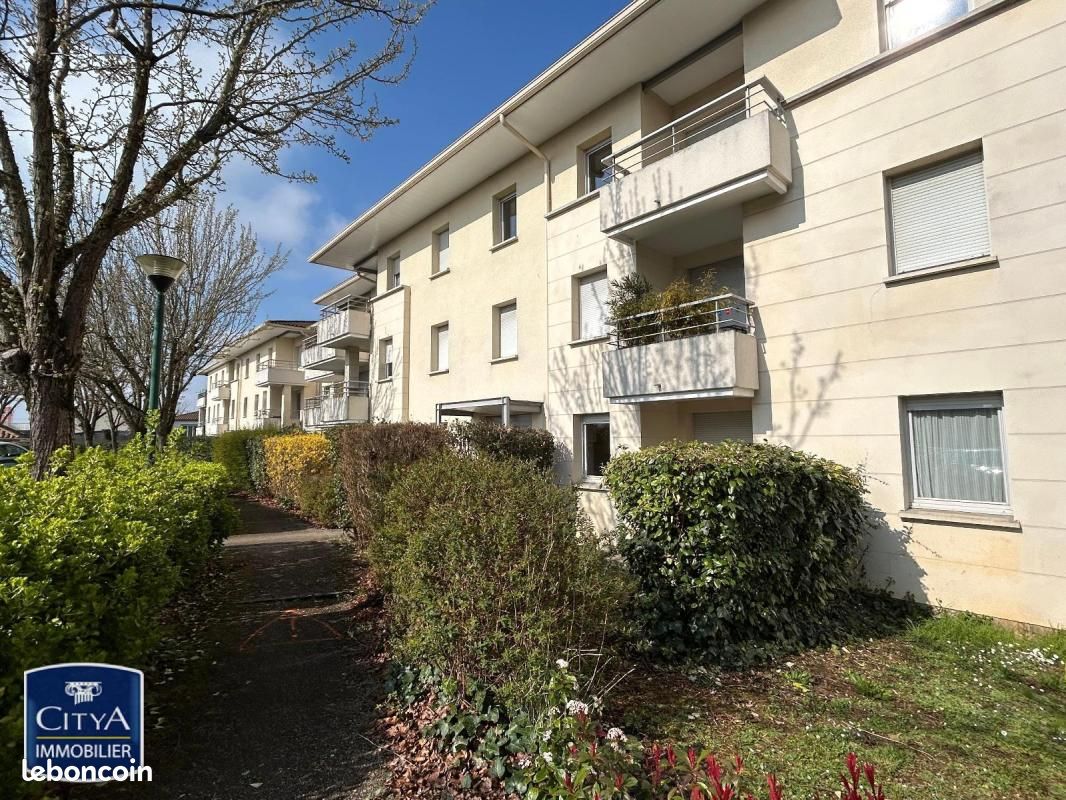 Appartement a louer poitiers - 2 pièce(s) - 42 m2 - Surfyn