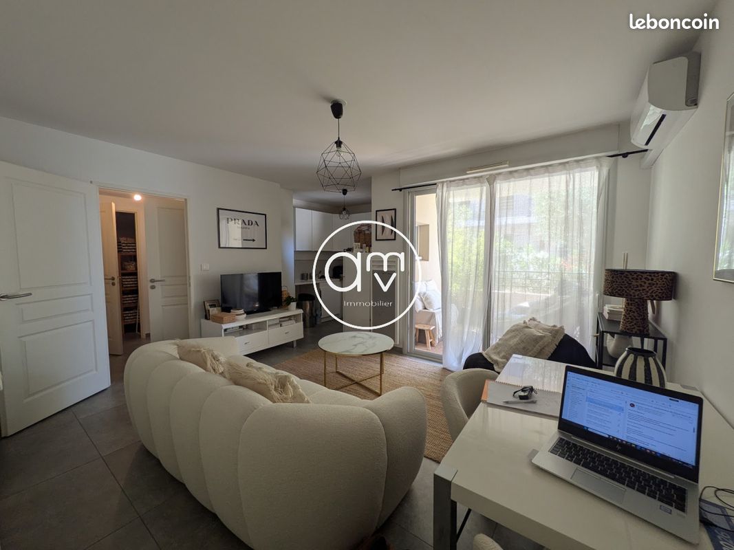 Appartement 2 pièces 43 m² · à La Londe-les-Maures · 43 m² · 755 €