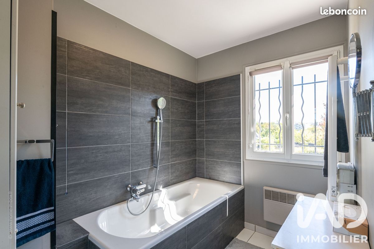 Maison familiale 6 pièces 195 m² (image 19)