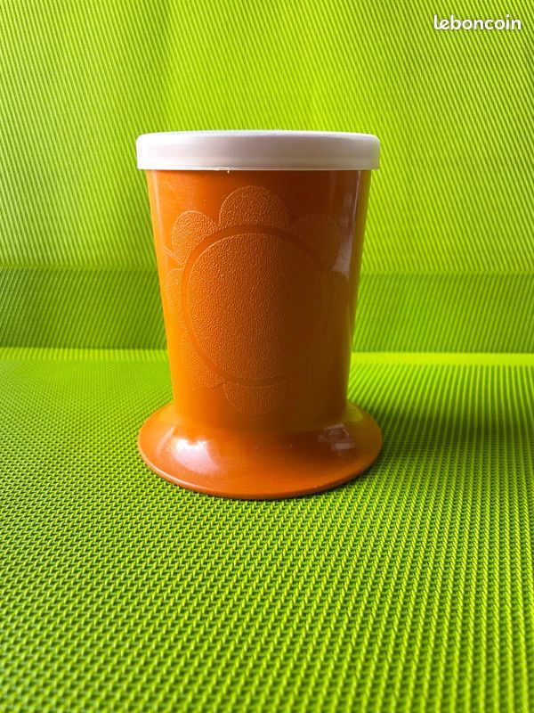 Lot De 3 Tasses Et Soucoupes Tupperware Vintage Années 70, Couleur Orange, état Correct