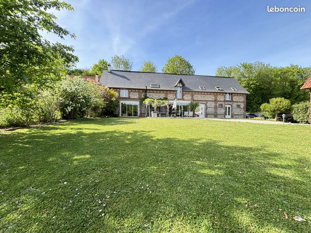 Maison 6 pièces 227 m²