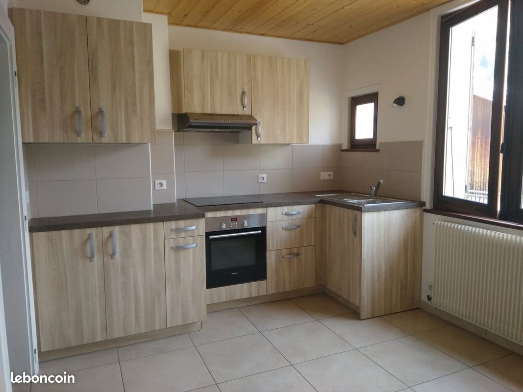 Appartement 3 pièces 44 m² · à Thônes · 44 m² · 790 €/mois