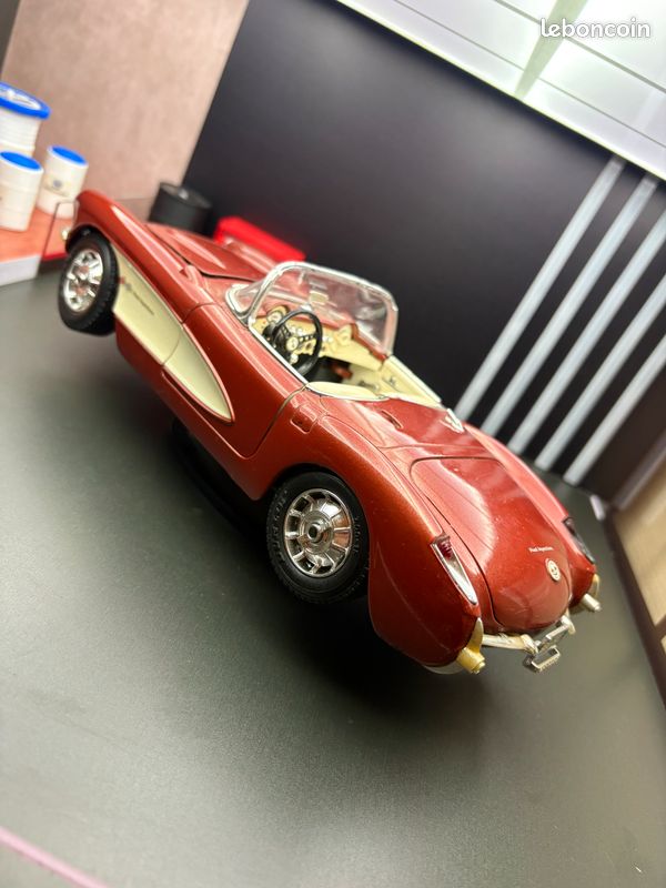Chevrolet corvette B Burago 1/18 - Collection