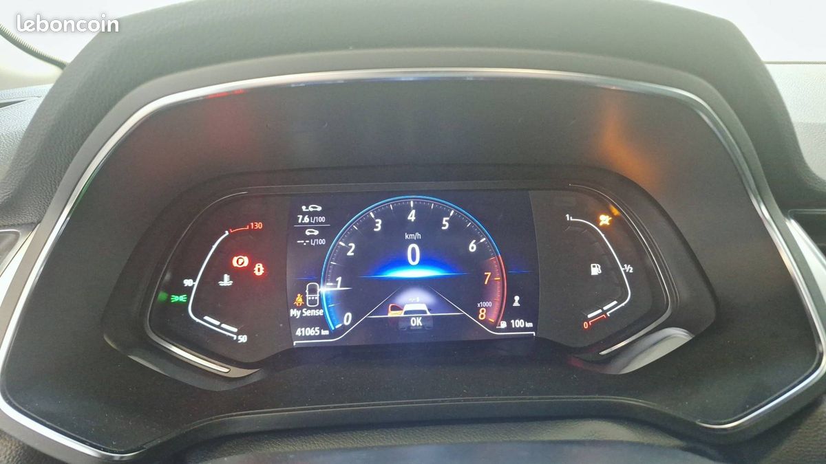 Renault captur tce 140 21 intens (image 13)