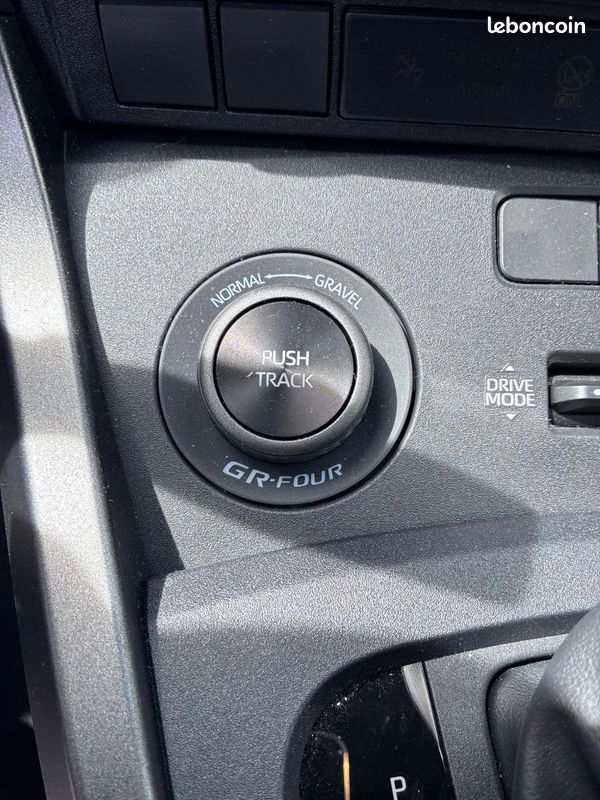 TOYOTA Yaris GR BVA 280ch - 2 100 km - CarPlay - Première main - Pack Track (image 21)
