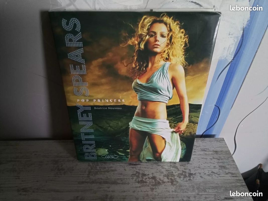 BRITNEY SPEARS - POP PRINCESS - Béatrice NOUVEAU - Michel LAFON - Hardcove (image 1)
