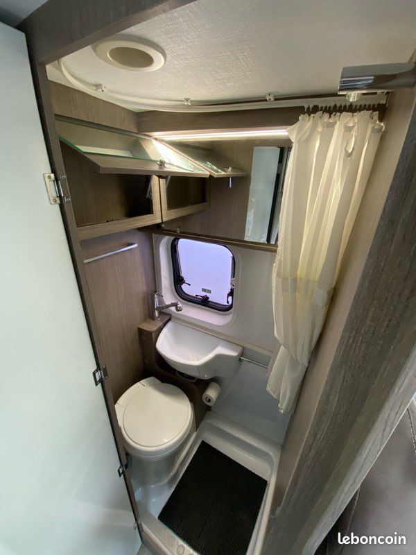 Fourgon aménagé Vany V114 max - 4 couchages (image 9)