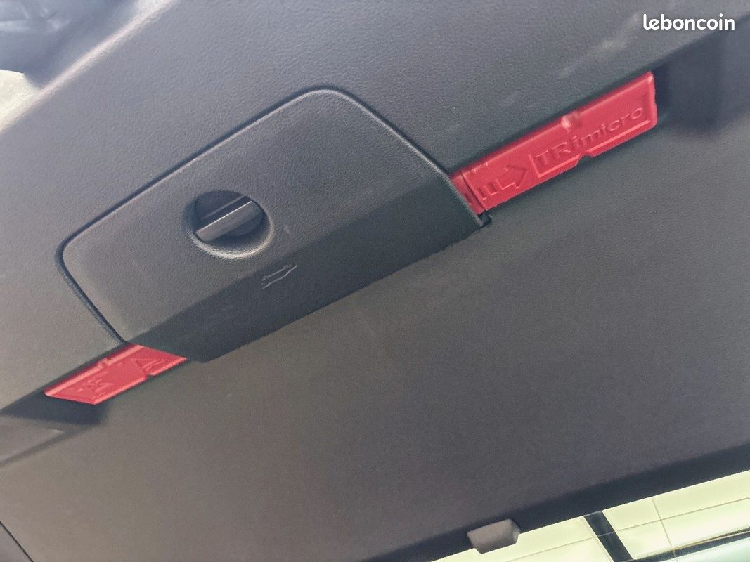 VOLKSWAGEN Tiguan 1.4 eHybrid 245ch DSG6 R-Line Exclusive (image 21)