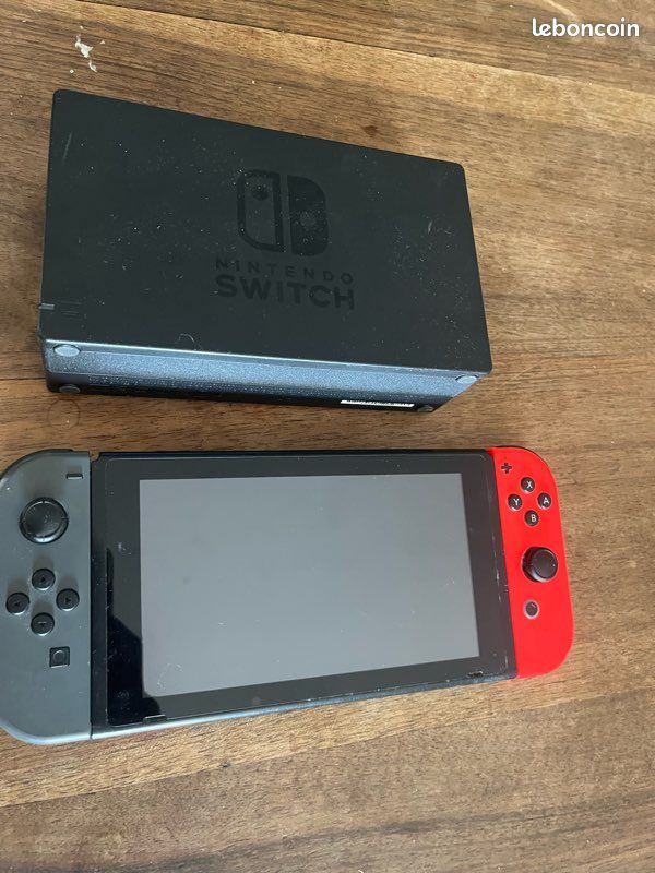 Switch (image 1)