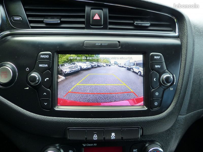 Kia CEE'D 1.6 CRDI 136CH GT LINE DCT (image 26)