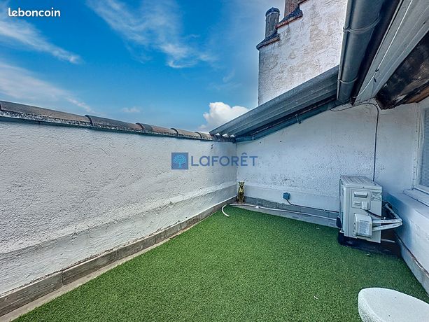 https://img.leboncoin.fr/api/v1/lbcpb1/images/6a/7a/4a/6a7a4a109d9cbdf9f84d4d08c8329e9bc9a95c65.jpg?rule=ad-image