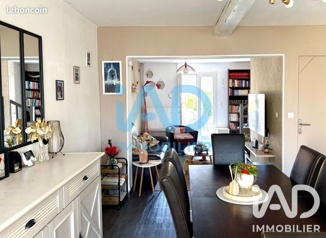 Maison 5 pièces 118 m² · à Gentelles · 118 m² · 245 000 €