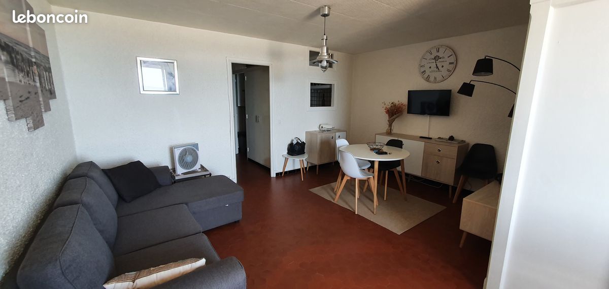 Disponible à la location à partir de 500 euros/semaine Magnifique T2 à Canet en Roussillon - Front de mer (hors et pleine saison) (image 6)
