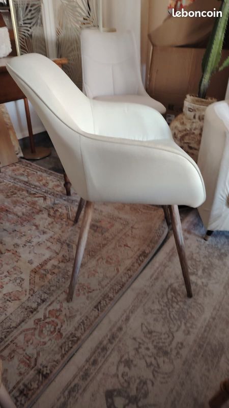 Chaise accoudoir style scandinave (image 3)