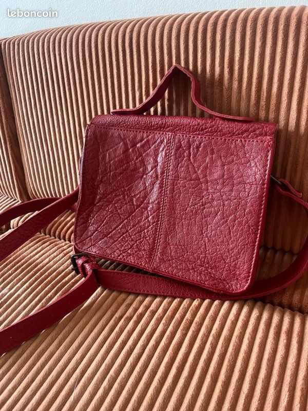 Sac Paul Marius rouge/ Bordeaux très bon état Accessoires
