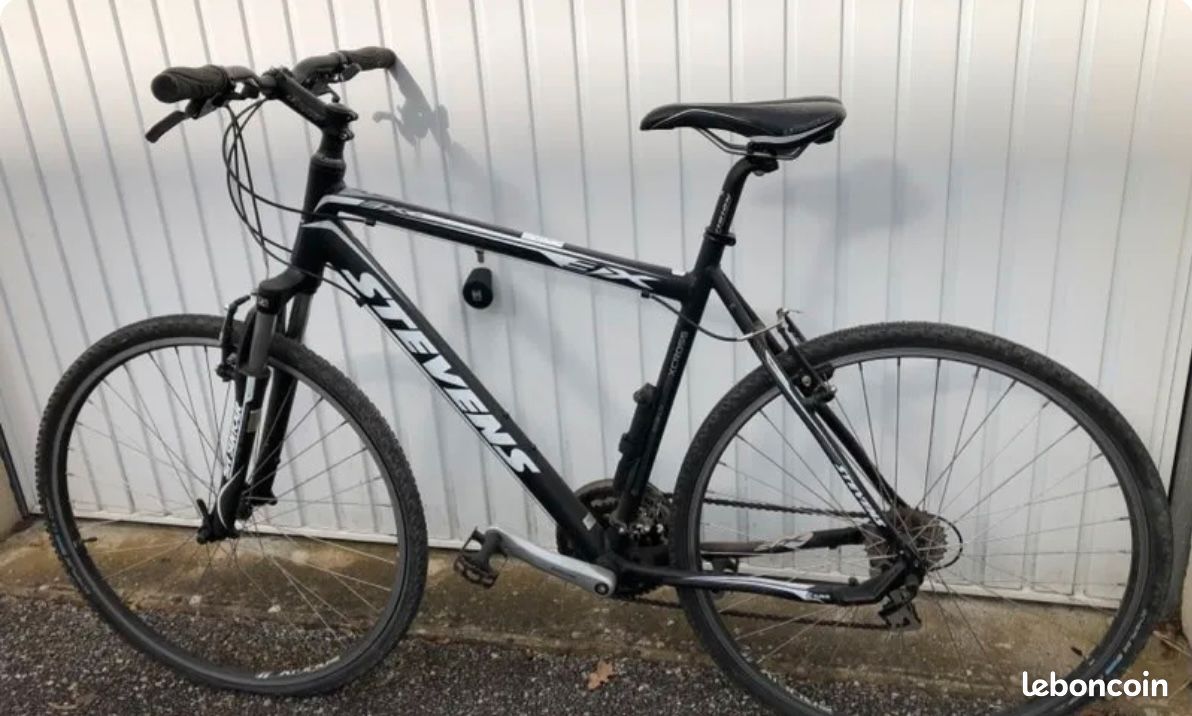 Vélo de marque Stevens (image 1)