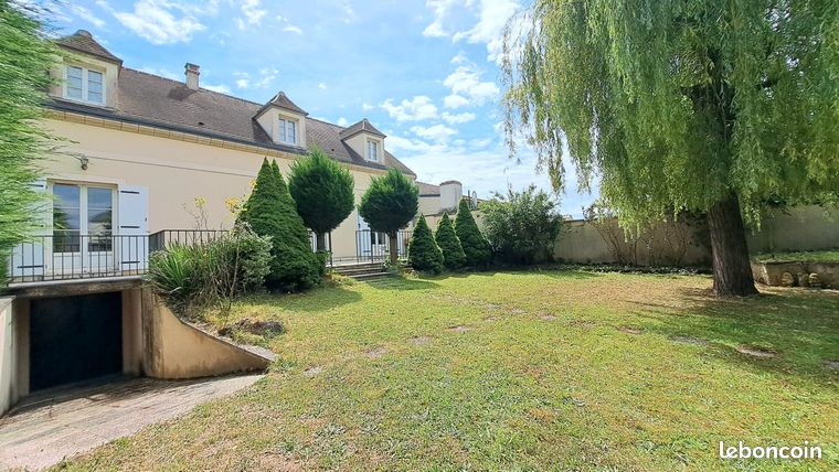 Maison 7 pièces 145 m²