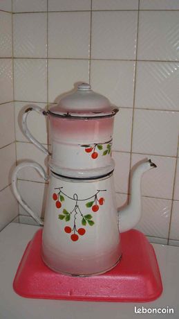 Cafetière tôle émaillee cerises 9923oct12 Collection