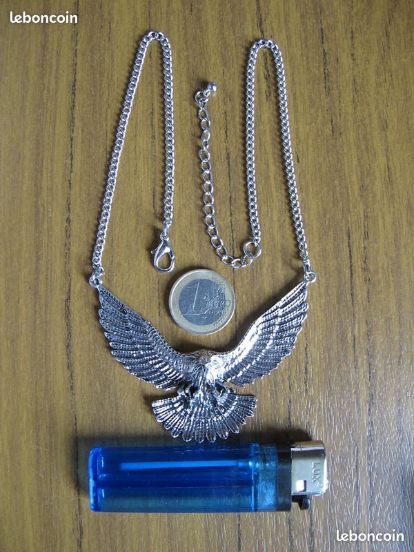 Pendentif Aigle , prix livré en suivi , LIRE (image 1)