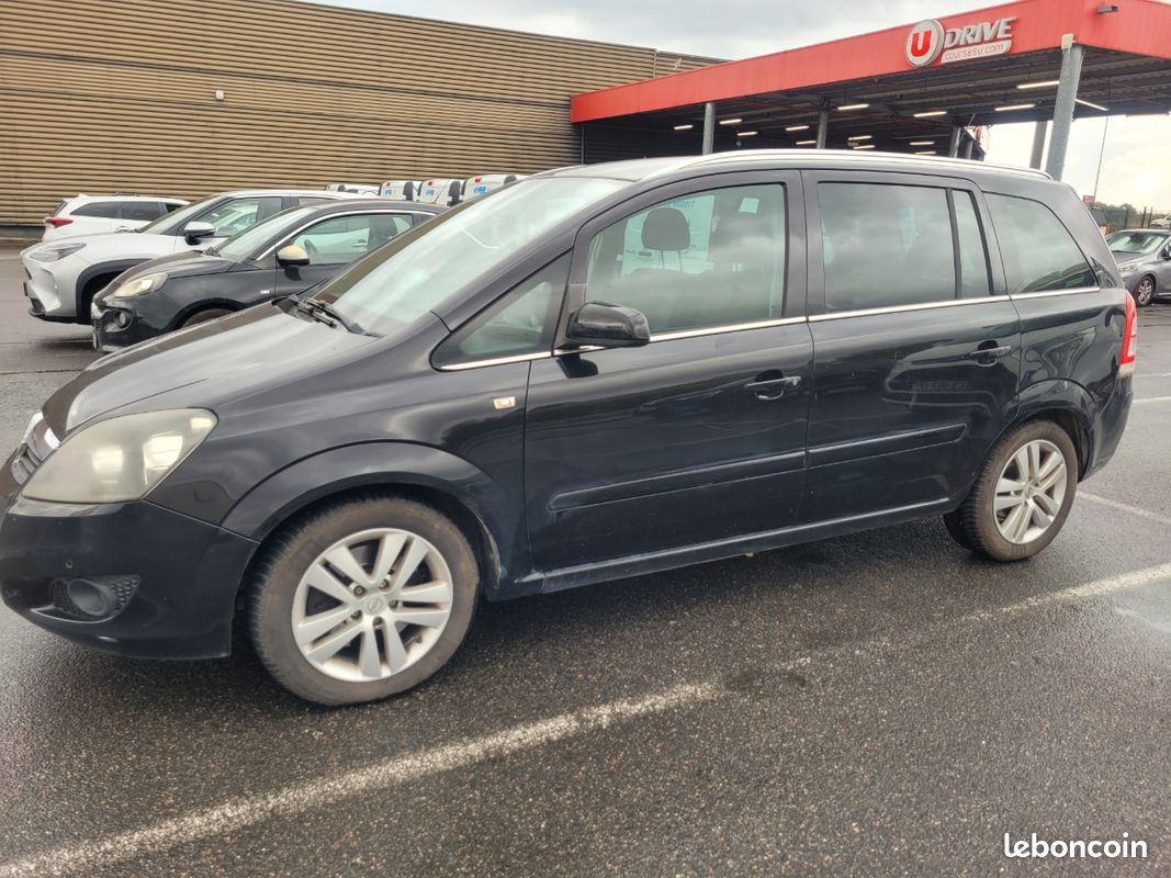 Opel Zafira B à débattre (image 3)