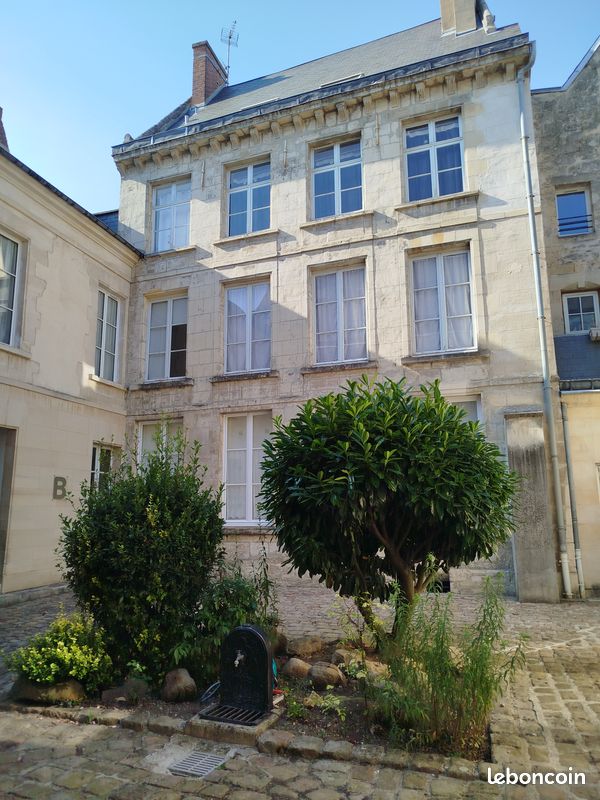 Appartement 1 pièce 53 m² · à Laon · 53 m² · 540 €
